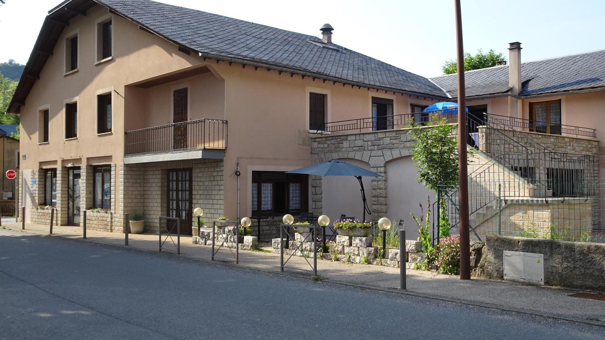 Bed and Breakfast Au Pont de la Ginéze Barjac  Esterno foto
